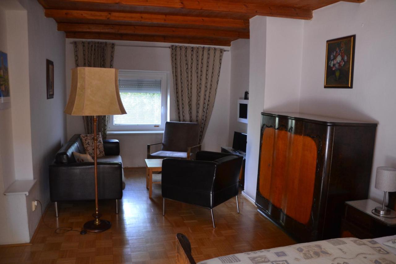 Pension U akátu Praga Exterior foto